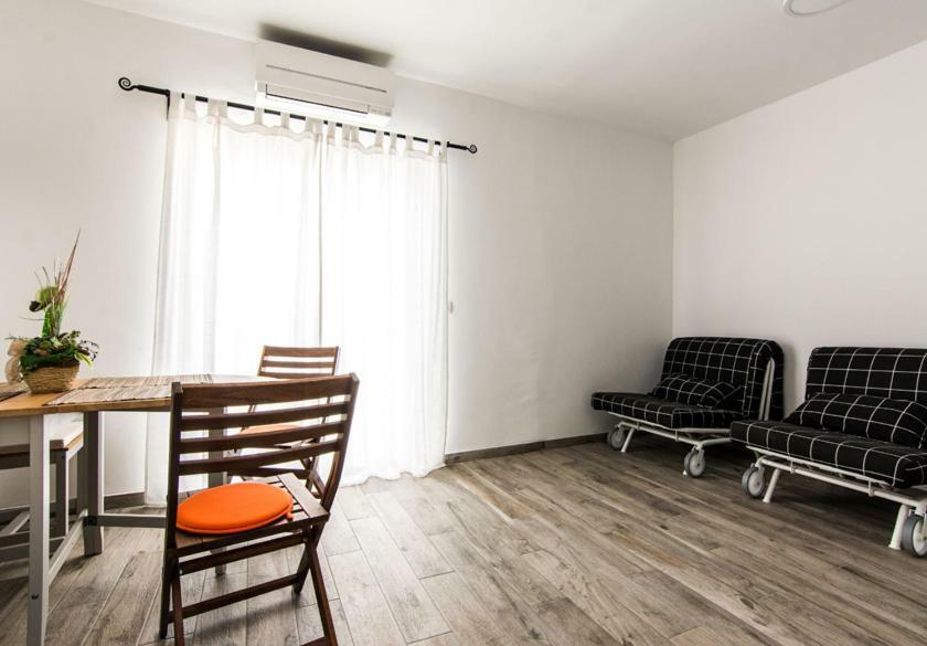Apartments Jankovic บีโอกราดนาโมรู ภายนอก รูปภาพ